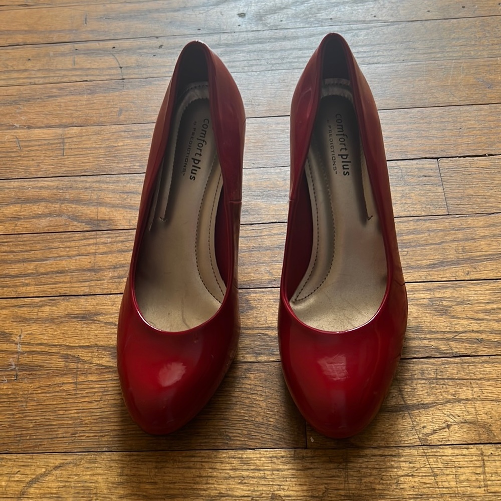 Comfort Plus, 7.5 (US), red heels